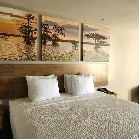 Days Inn By Wyndham Lafayette Scott Bagian luar foto