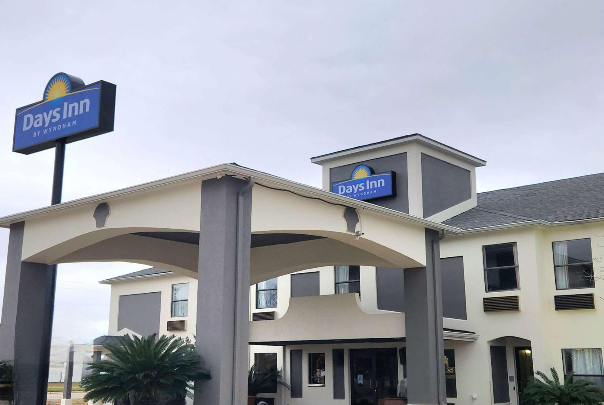 Days Inn By Wyndham Lafayette Scott Bagian luar foto