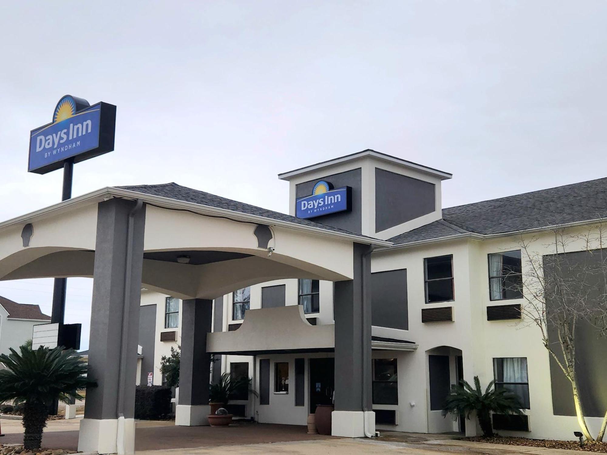 Days Inn By Wyndham Lafayette Scott Bagian luar foto